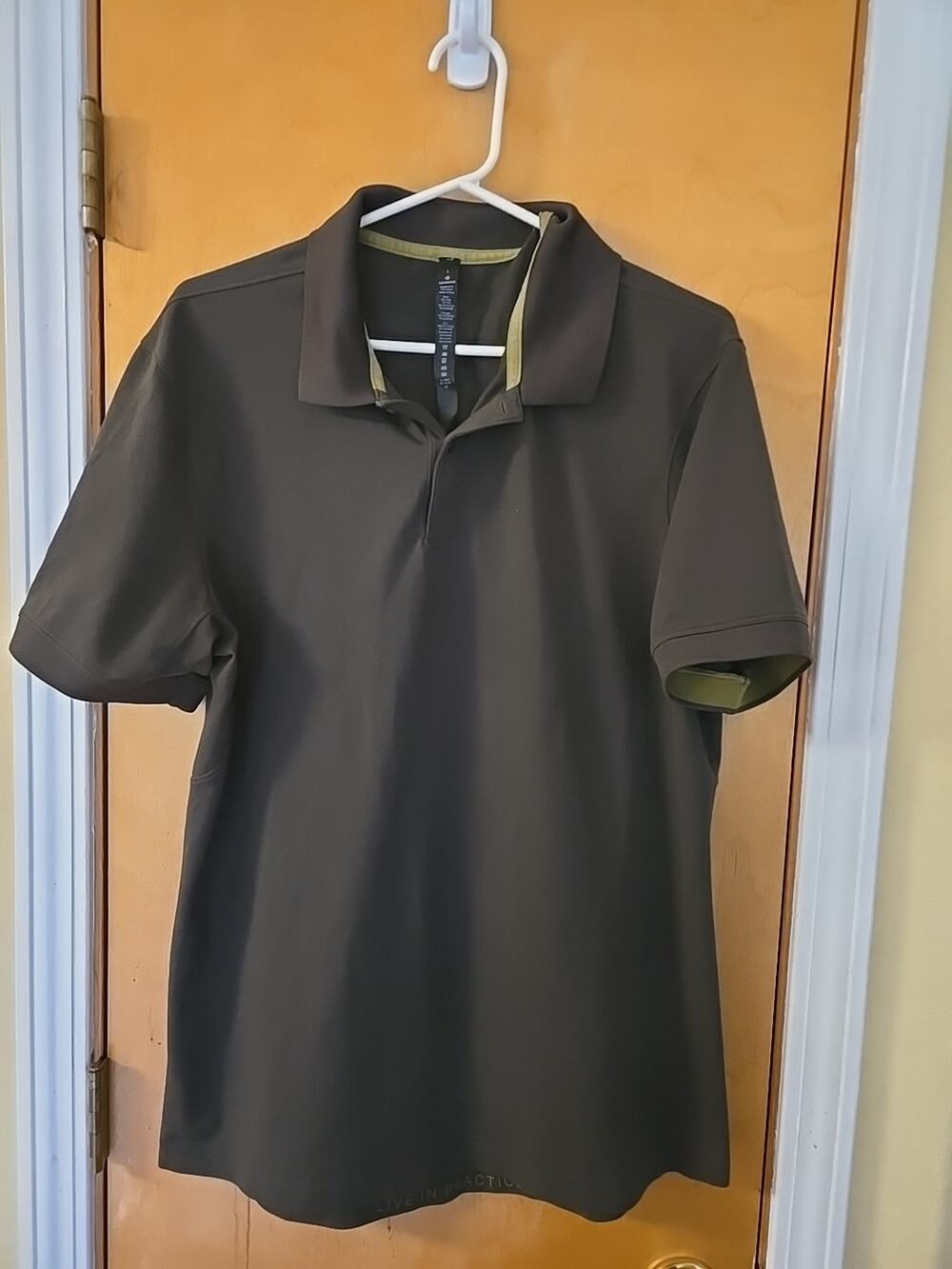 Lululemon Live In Practice Polo Shirt Men's L Green Casual Short Sleeve